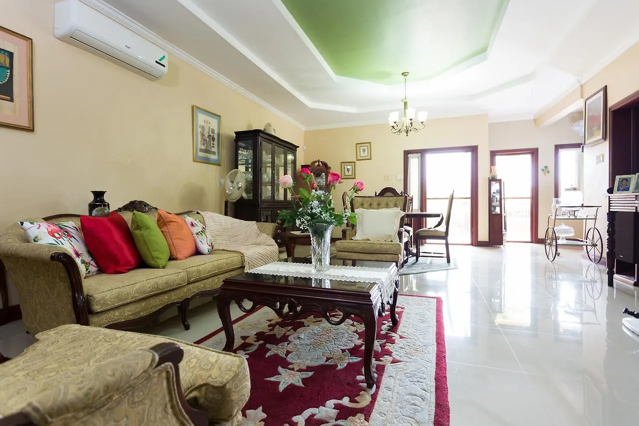 New Kingston Guest Apartment At Inglaterra I