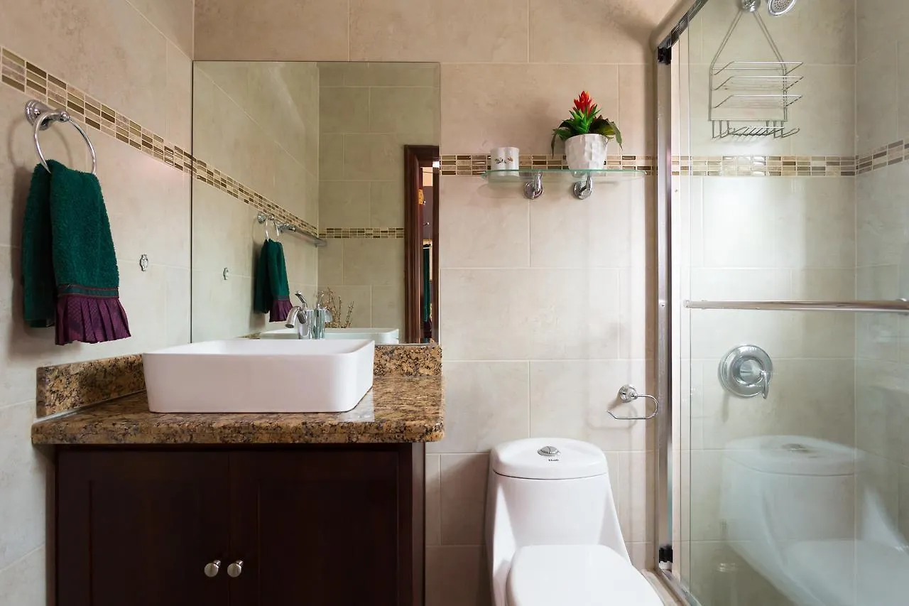 New Kingston Guest Apartment At Inglaterra I 0*,  Jamaica