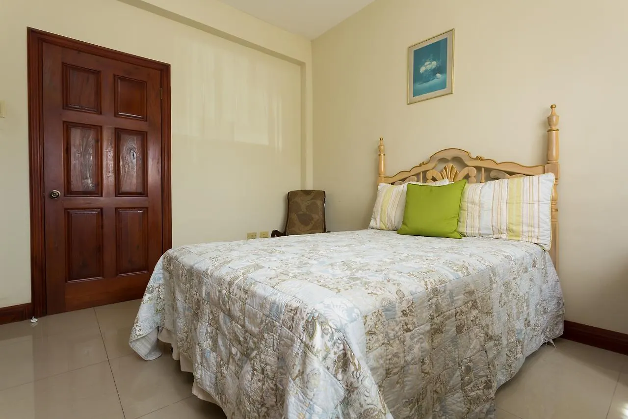 New Kingston Guest Apartment At Inglaterra I